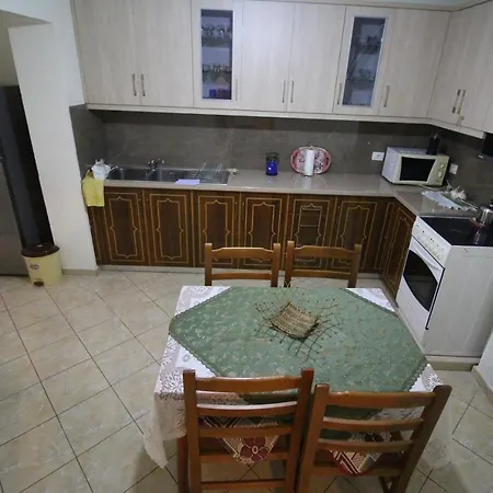 Apartment Mona's Sarande