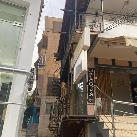 Mona's Apartment Sarande